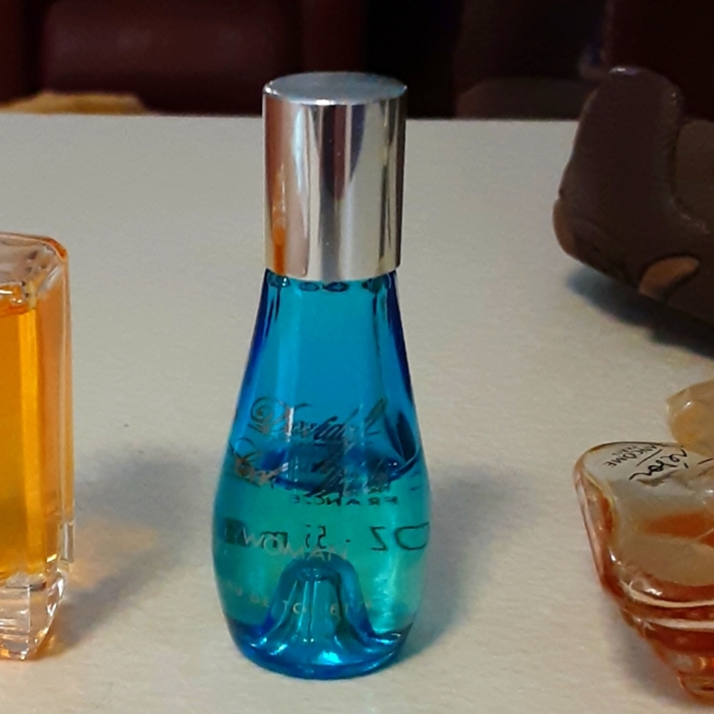 VINTAGE DAVIDOFF COOL WATER WOMAN PARFUM MINI GLASS BOTTLE 0.17 oz.